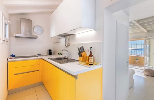 Follonica Villa | Cozy cottage with garden and terrace overlooking the Gulf of Follonica