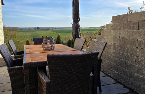 Herresbach Apartment | PANORAMA-Lodge bath/WC, up to 5 persons - RINGZEIT-Lodge