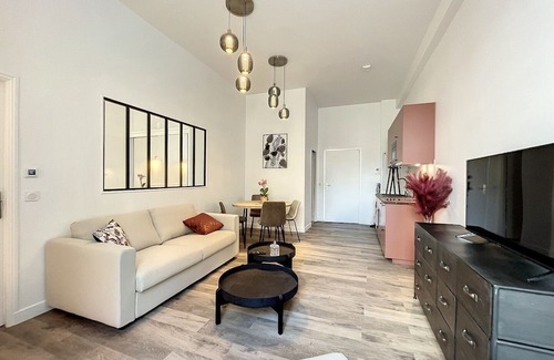 Sens Apartment | Le Laurencin Sens - quiet apartment in the heart of town - Le Peachy