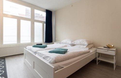 Red Light District Bed & Breakfast | RedLight District Apartment 1