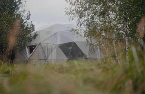 Pohja-Parnumaa Parish House | Dome house expierence by the river with sauna