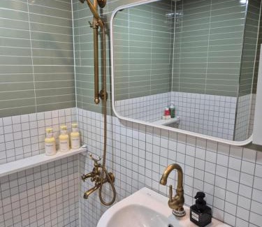 Sokcho Villa | 산아래