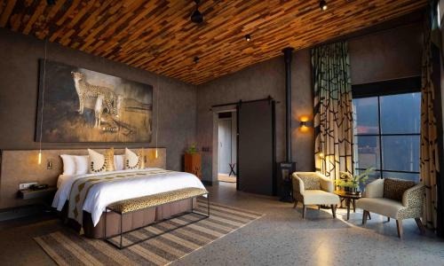 Thorny Bush Game Reserve Hotel | Ximuwu Safari Lodge