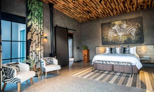 Thorny Bush Game Reserve Hotel | Ximuwu Safari Lodge