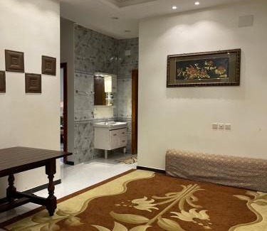 Khamis Mushait Apartment | شقة الإسكان المفروشة