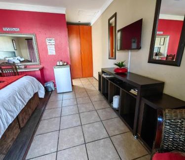 Germiston House | Leondale guesthouse