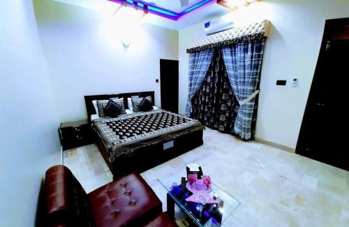 Gulshan-E-Jamal Hotel | Galaxy Inn Family Guest House Gulshan E Jamal