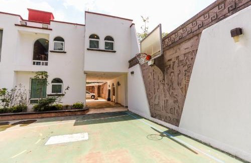 Cuernavaca House | HostPal Casa Familiar Lomas Cuernavaca