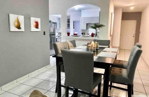 San Salvador Apartment | San Benito apartment in the heart of the city