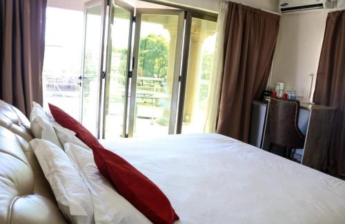Germiston Bed & Breakfast | L'amour guesthouse