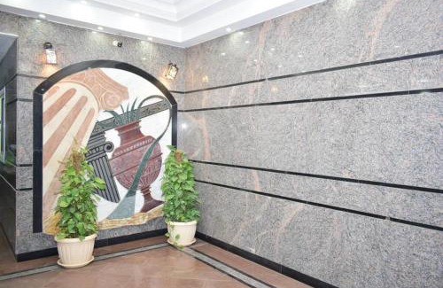 Al Duqqi Apartment | شقه 17