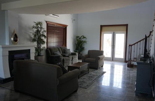 Bahamas Terrace Villa | SeaBreeze Vacation's 'Grand Villa Suite'
