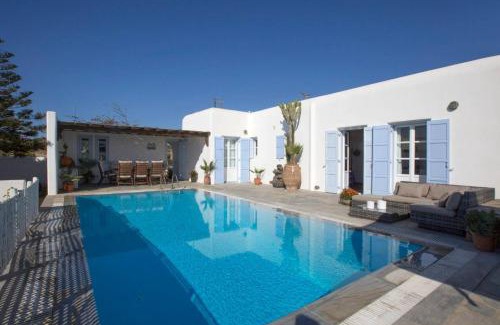 Psarou Villa | Psarrou villa for 10 guests, stunning sea views
