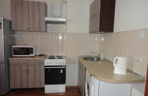Pozniaky Apartment | Apartment on Urlovskaya
