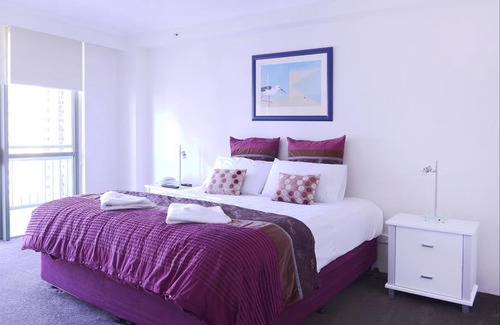 Main Beach Apartment | The Meriton on Main Beach
