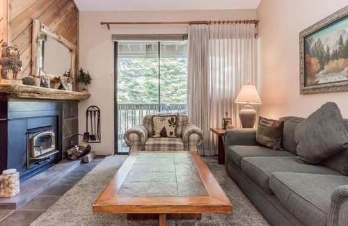 Mammoth Lakes Apartment | Crestview B46