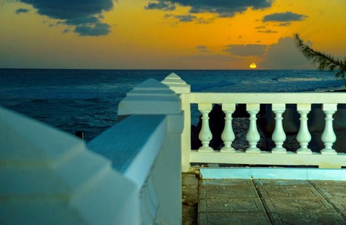 St. Lawrence Gap Hotel | Dover Beach Hotel