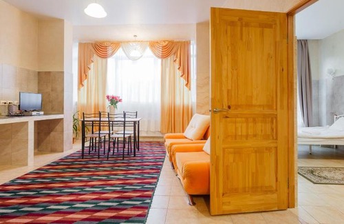 Pechers'kyi District Apartment | Pechersk House