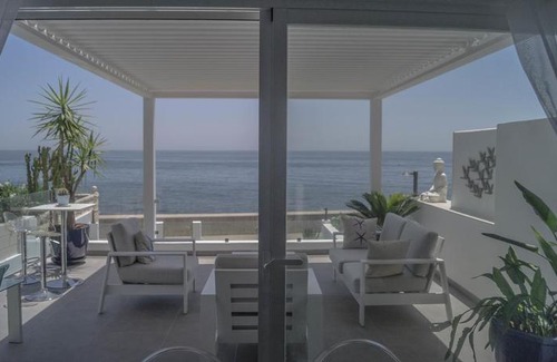 Bahia Dorada House | Beach-Front Bahia Dorada