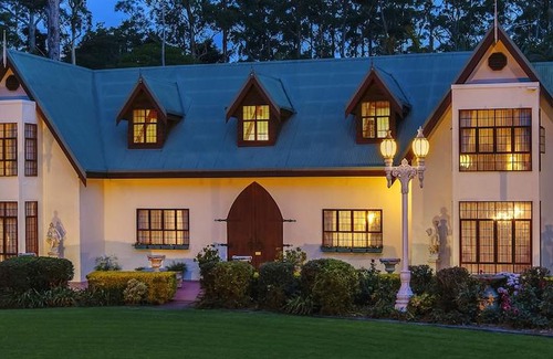 North Tamborine House | Mt Tamborine Stonehaven Guest House