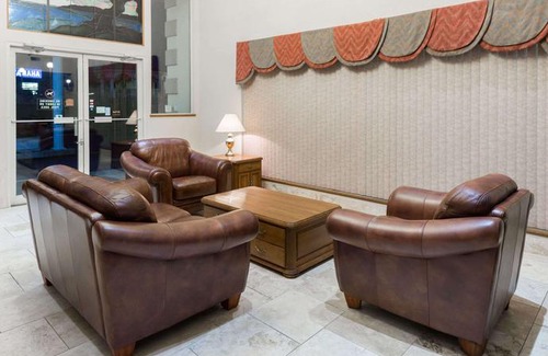Osage Beach Hotel | Baymont Inn & Suites Lake of the Ozarks / Osage Beach