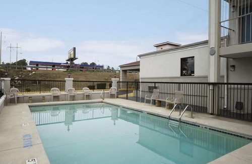 Gracewood Hotel | Days Inn by Wyndham Augusta near Fort Gordon