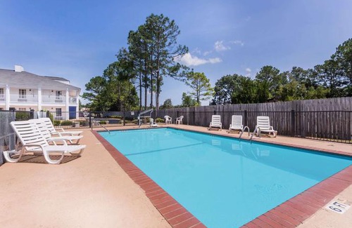 Albany Hotel | Baymont by Wyndham Albany at Albany Mall