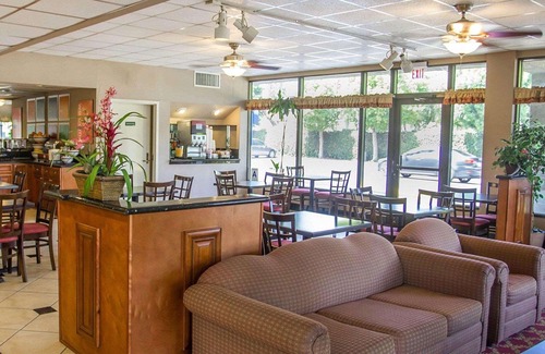 Riverside Hotel | Quality Inn Riverside Near UCR and Downtown