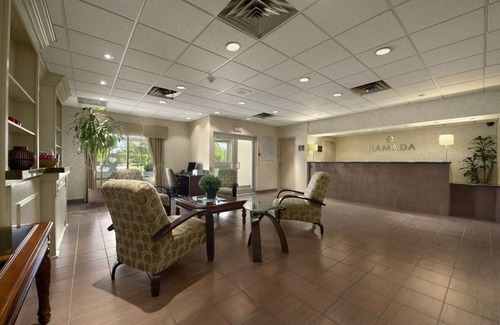 Trenton Hotel | Ramada by Wyndham Trenton