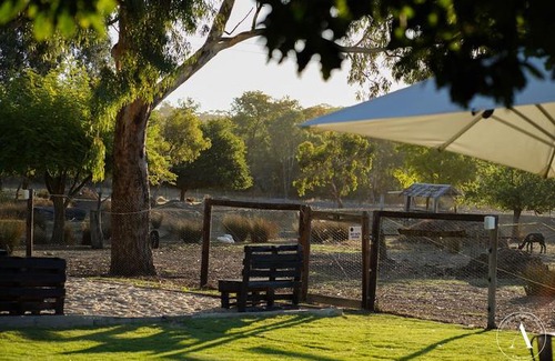 Woodside Villa | Barristers Block Vigneron Villa