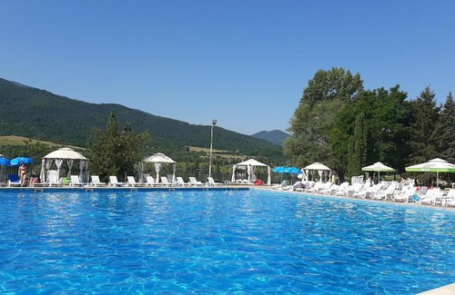 Pravets Apartment | Studio -Apartament Pravets Spa Resort with beautiful lake view