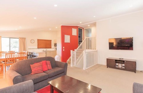 Jindabyne Apartment | Boronia 5/30 Nettin Circuit