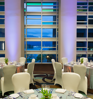 Coal Harbour Hotel | Coast Coal Harbour Hotel by APA