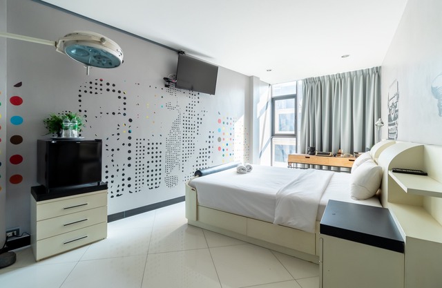 The Secret Service Bed and Breakfast Hotel