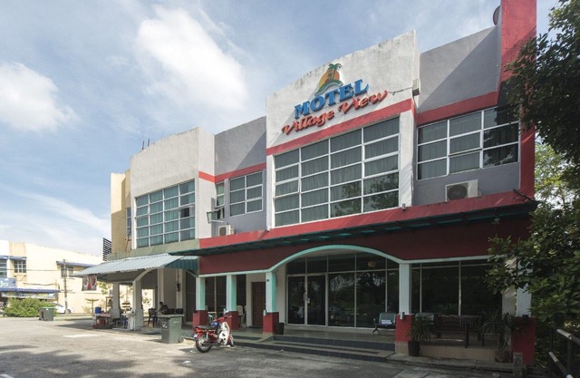 Village Motel 
