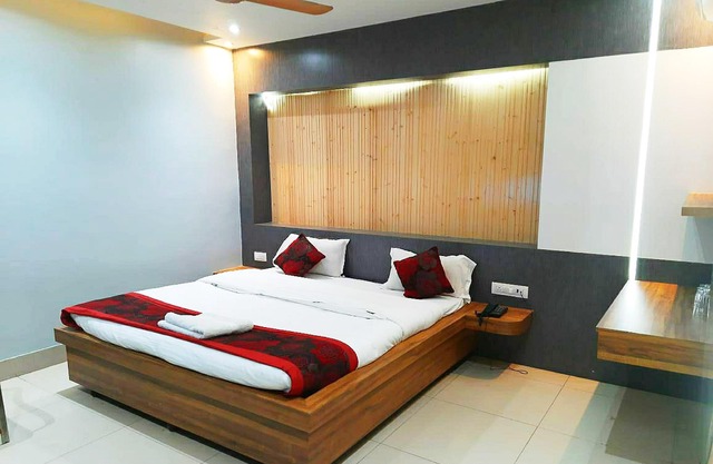 Hotel Jay Deluxe