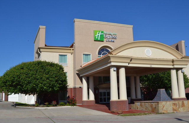 Holiday Inn Express Hotel & Suites Gainesville, an Ihg Hotel