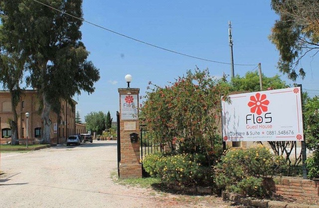 Flos Guest House