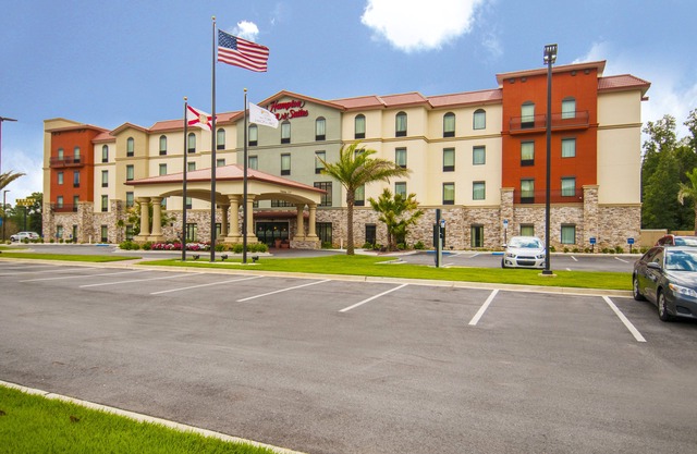 Hampton Inn & Suites Pensacola/I-10 Pine Forest Road