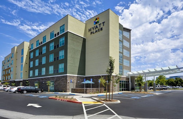 Hyatt Place Fresno