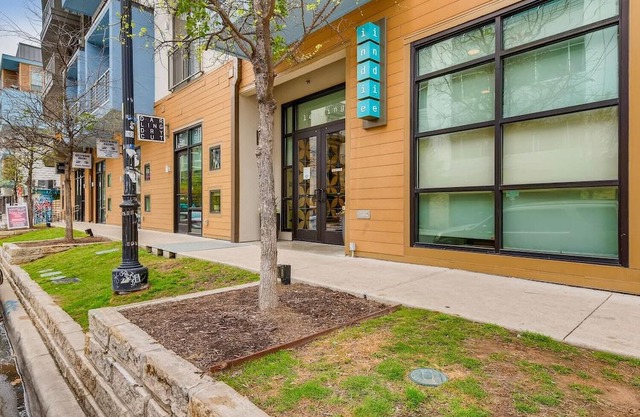 Sentral East Austin 1630