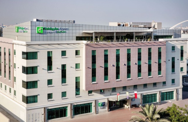Holiday Inn Express Dubai Safa Park