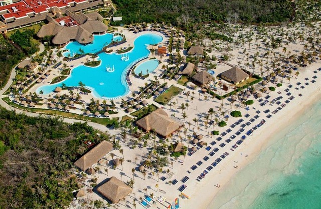 Grand Palladium Colonial Resort & Spa All Inclusive