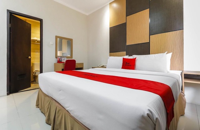 Reddoorz Pantai Losari 