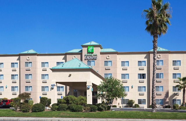 Holiday Inn Express Bakersfield, an Ihg Hotel