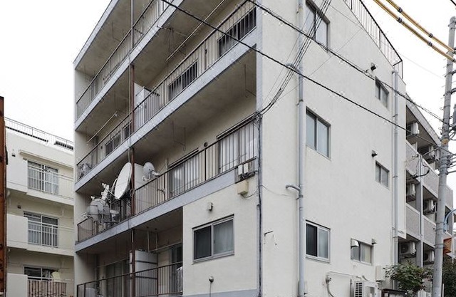 G&R House 102