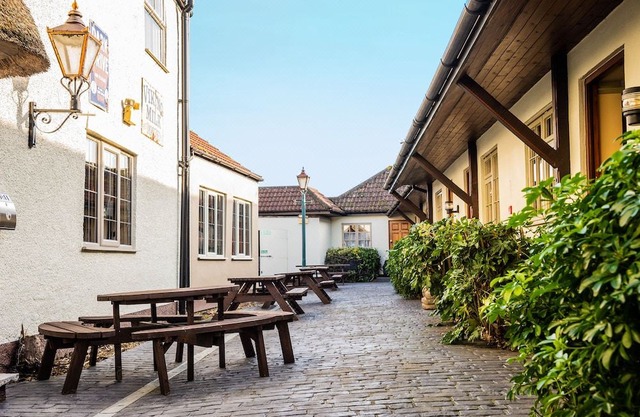 The Half Moon Inn and Country Lodge