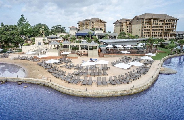 Horseshoe Bay Resort