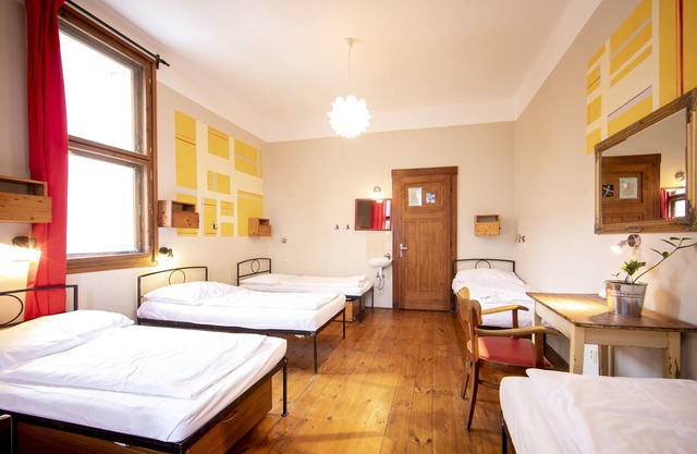 Sir Toby's Hostel