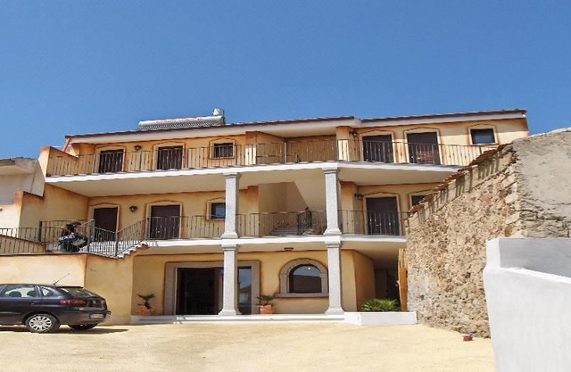 Hotel Sandalia